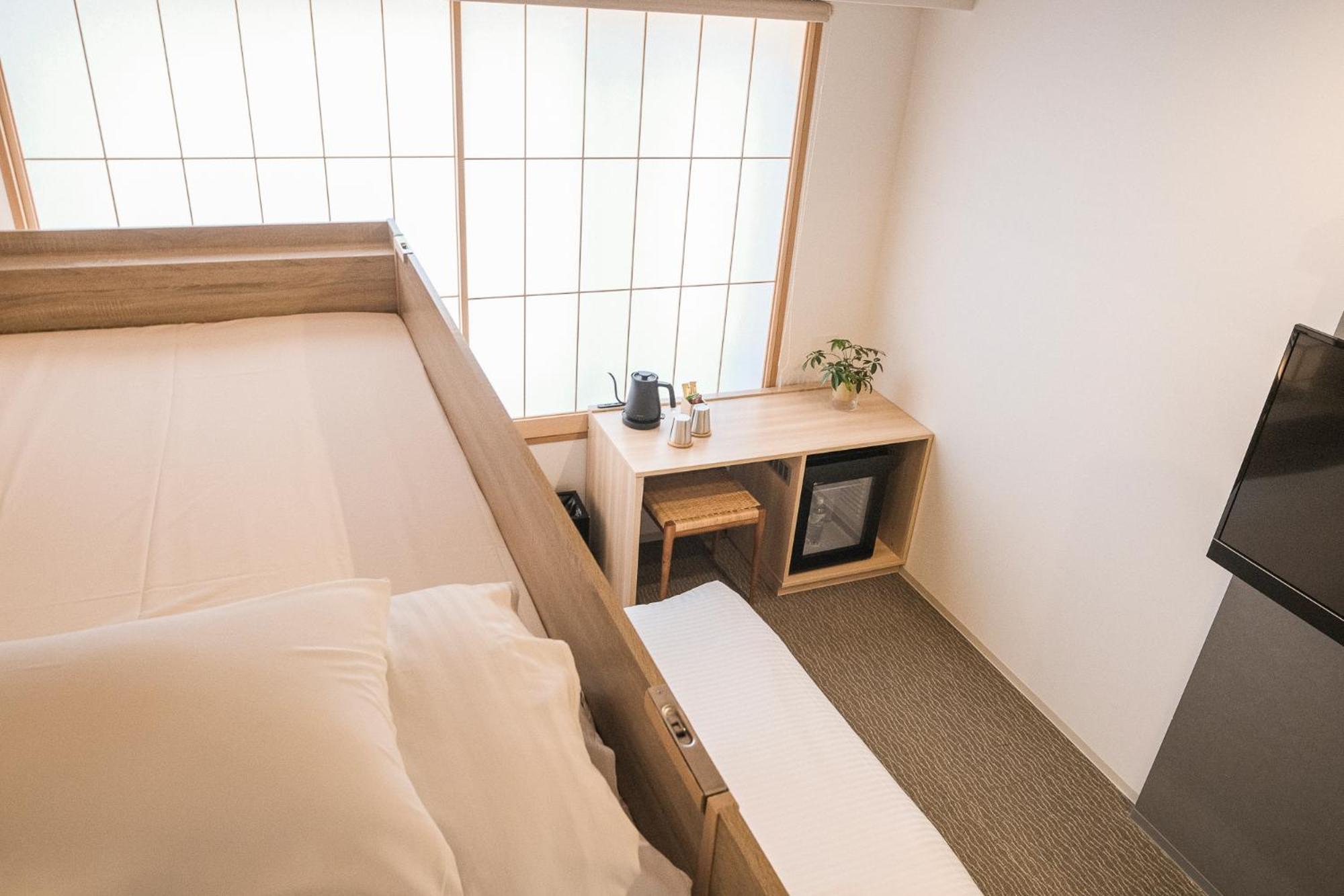 Wayfarer Shin Hotel Kyoto Exterior photo